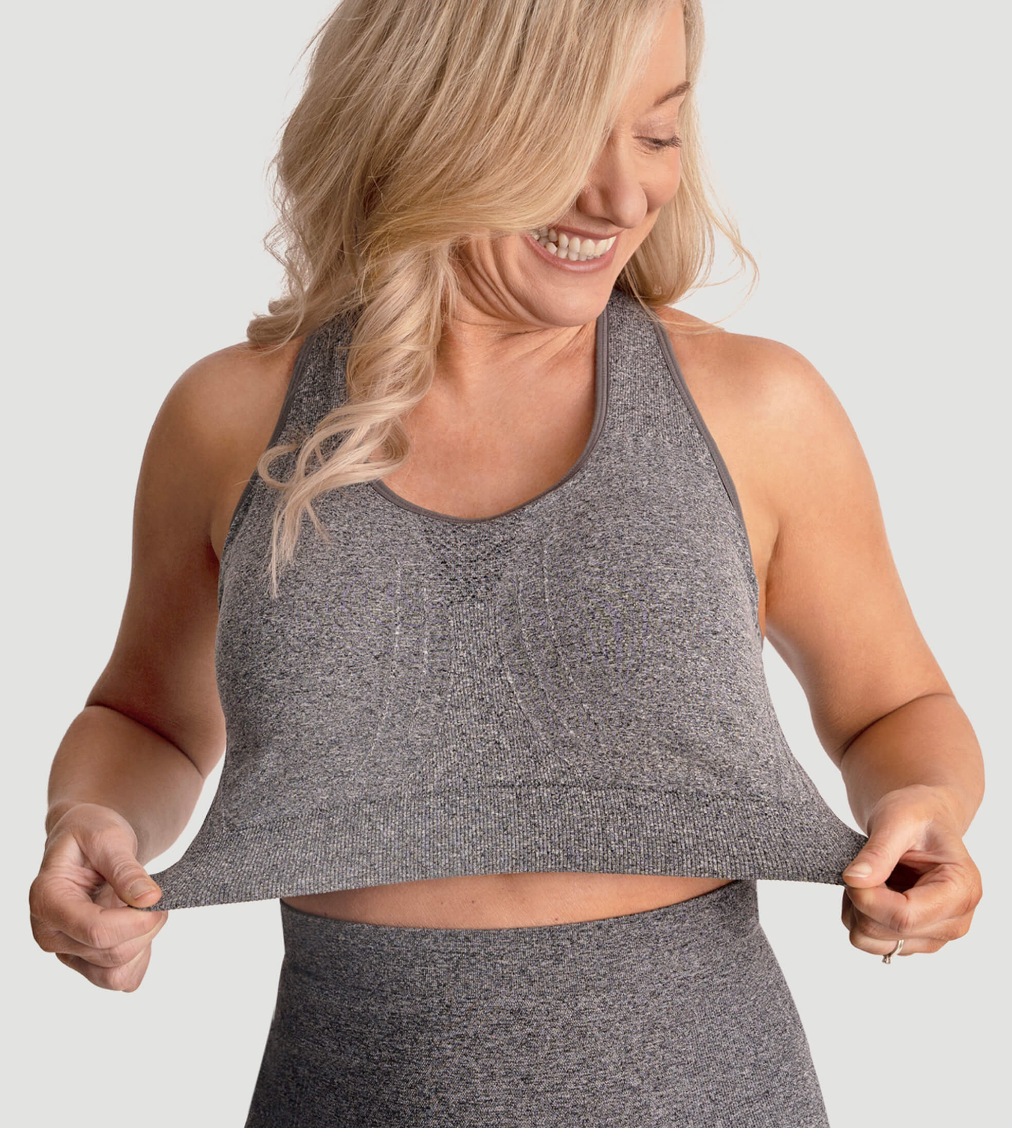 Racerback Seamless Sports Bra - Image 12