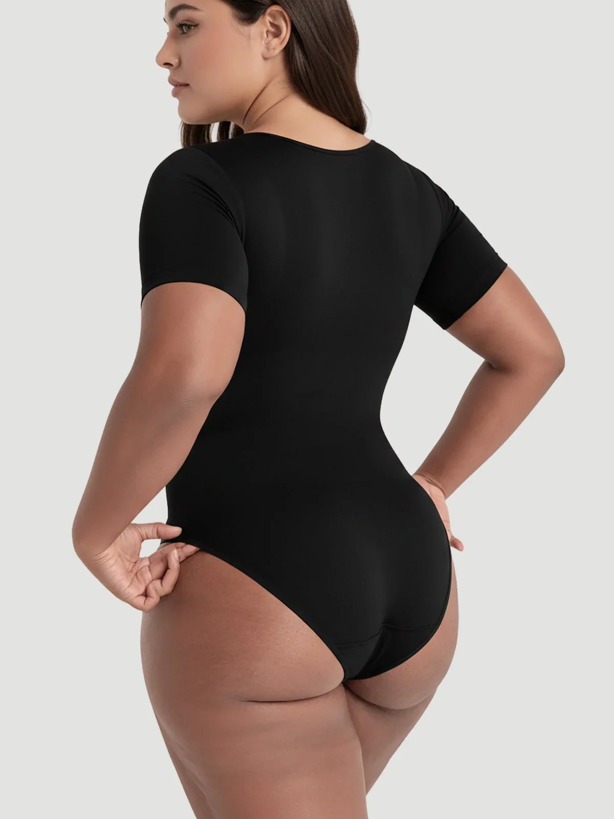 Short-Sleeve Seamless Sculpt Shapewear Bodysuit - Image 3